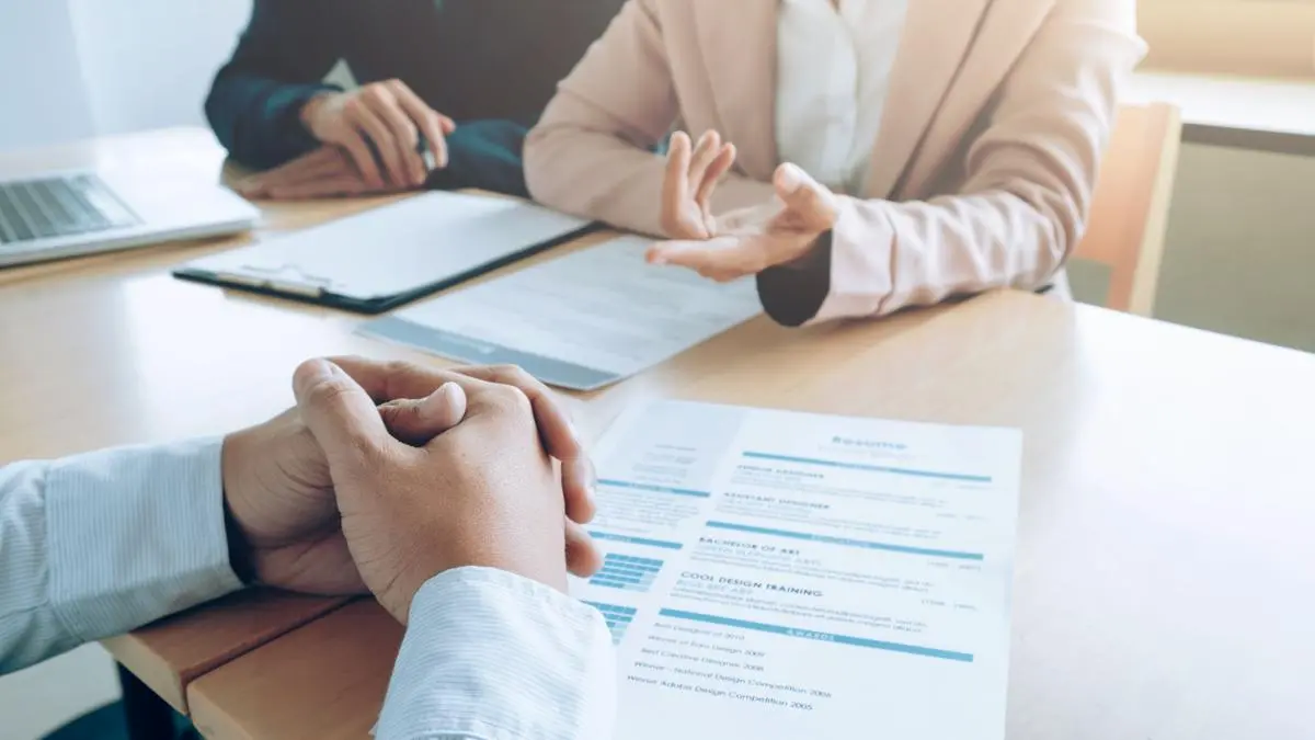 Employees hold tight to jobs as mounting economic jitters shake up hiring
